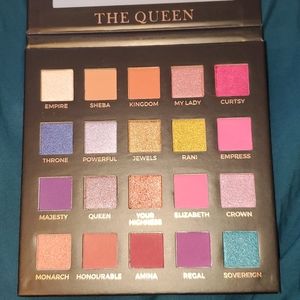 Eloise Beauty The Queen Eyeshadow Palette